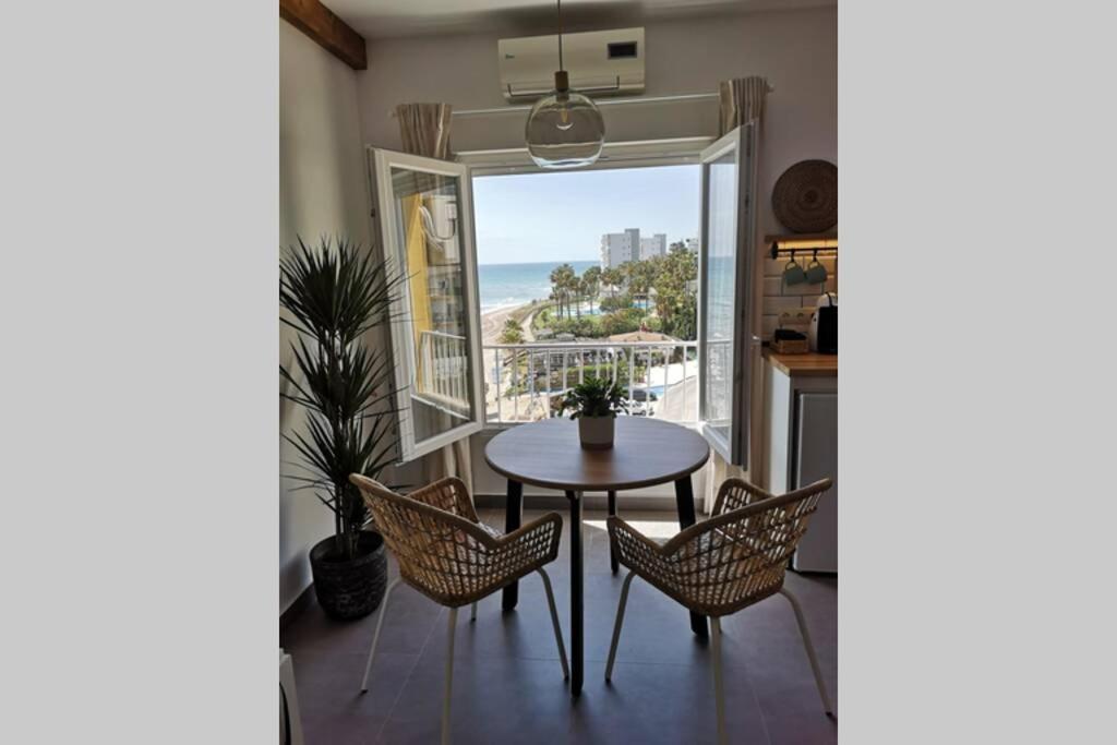 Apartamento Estudio en primera línea de playa, 5 Sitio de Calahonda Exterior foto